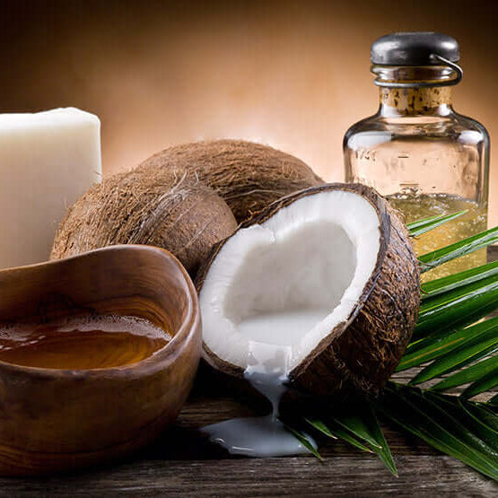 Coconut Oil wit Holly Massage oil, Coconuts and bar