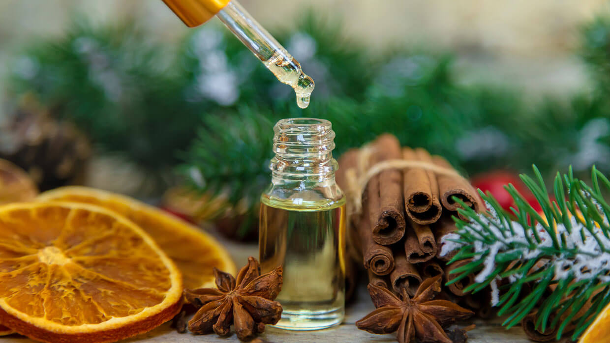 Essential Oil Holiday Essential Oil Recipe Blends