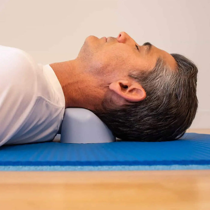 Man using the Cranio Cradle Sport